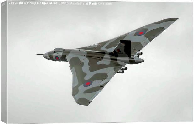 Vulcan B2 XH558 (7) Canvas Print by Philip Hodges aFIAP ,