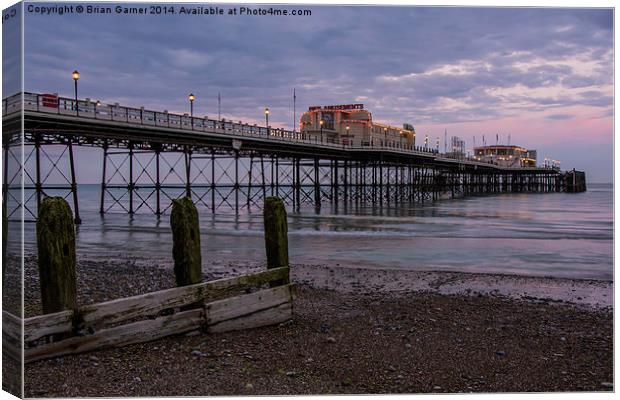  Worthing Pier Canvas Print by Brian Garner