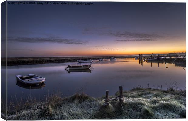  Dawn Colours  Canvas Print by Simon Gray