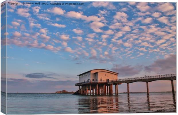 Roa Island Lifeboat Station. Canvas Print by Simon Hall