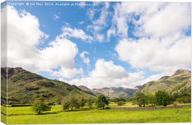 Langdale Valley, Lake District Canvas Print by The Tog