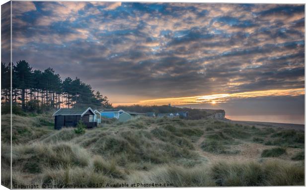 Old Hunstanton Sunset Canvas Print by Lynda Simpson