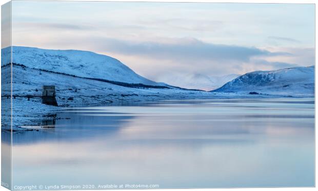 Loch Glascarnoch Canvas Print by Lynda Simpson