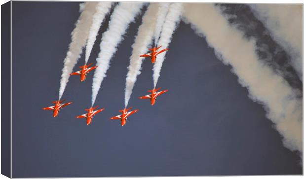  The red arrows 2015 at duxford  Canvas Print by Andy Stringer