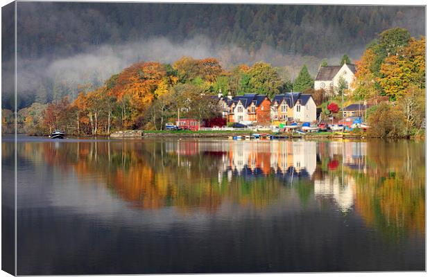 Kenmore Reflections Canvas Print by Andrew Ray