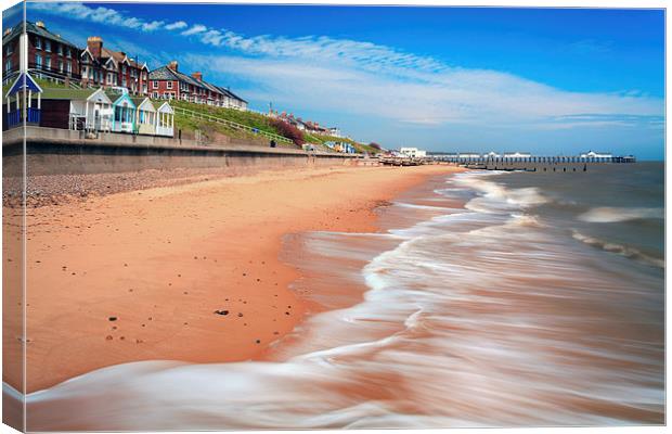 Towards Southwold Pier Canvas Print by Andrew Ray