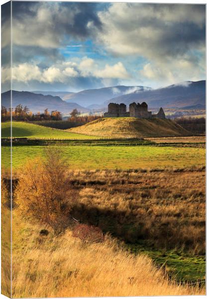 Autumn at Ruthven Barracks Canvas Print by Andrew Ray