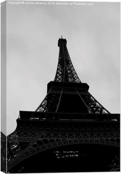 The Eiffel tower, Paris. Canvas Print by Jeremy Moseley