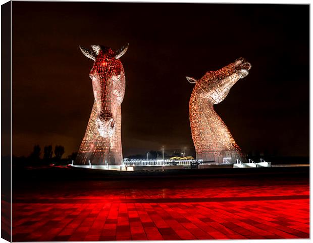  The Kelpies Canvas Print by Tracey Russell