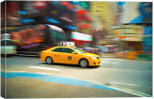  New York cab Canvas Print by Louise Wilden