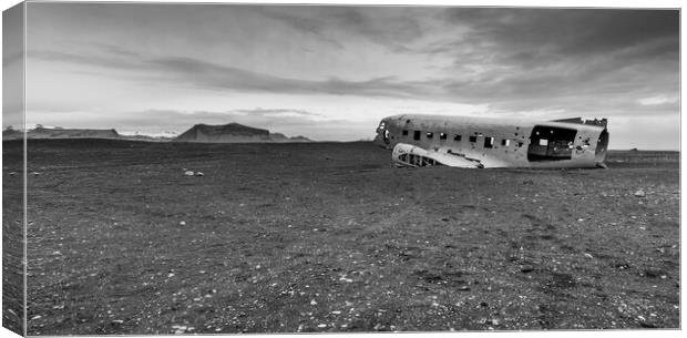 DC plane wreck Iceland Canvas Print by Jonathon barnett