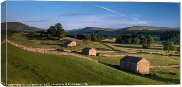 Hawes Yorkshire Dales Canvas Print by Rick Bowden