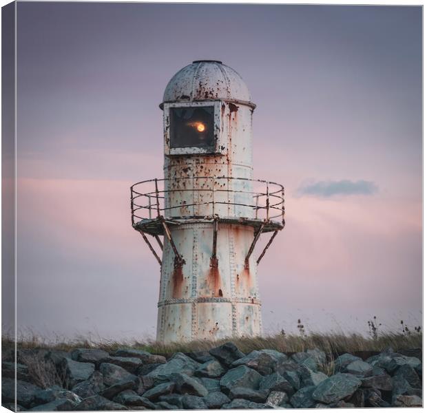 Thorngumbald lighthouse Canvas Print by Jason Thompson