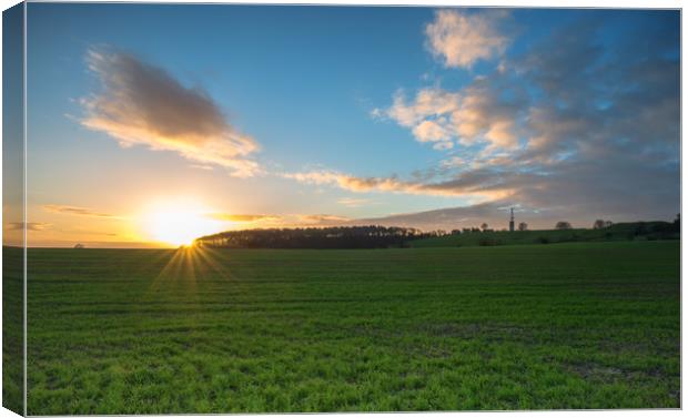 Sun rise at gringley Canvas Print by Jason Thompson