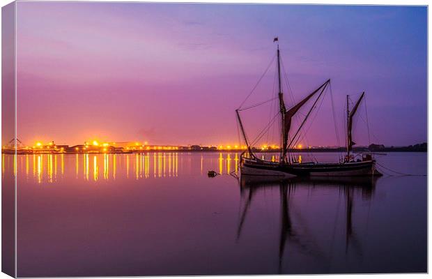  Lone ship Canvas Print by Serge Rydosz