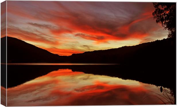 Lake Haupiri sunset Canvas Print by Peter Righteous