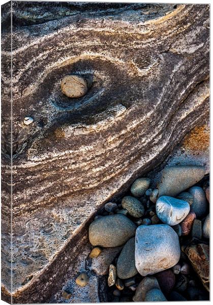  Elgol beach rocks Canvas Print by Andrew Kearton