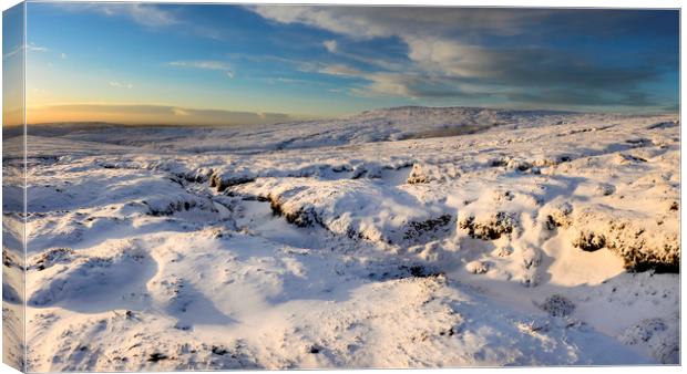 Sunset on the snowy moors Canvas Print by Andrew Kearton
