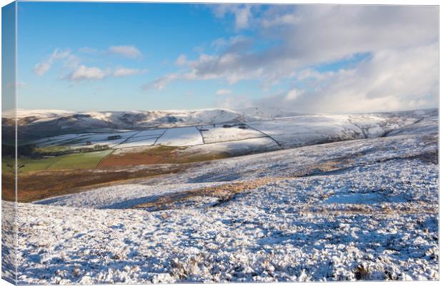 Snowy moors above Derbyshire level Canvas Print by Andrew Kearton