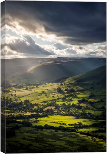 Slanting sunbeams on the vale of Edale Canvas Print by Andrew Kearton