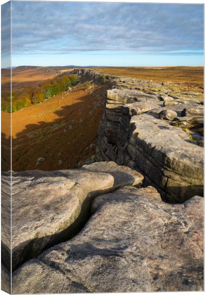 Stanage Edge, Peak District, England Canvas Print by Andrew Kearton