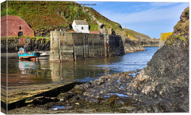 Porthgain Harbour, Pembrokeshire, Wales Canvas Print by Andrew Kearton