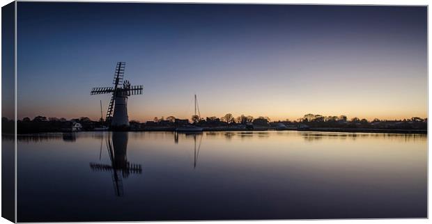  Thurne windmill at first light panorama Canvas Print by Darren Carter