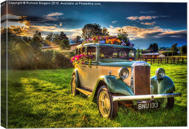  Flower Car Canvas Print by Richard Gregson