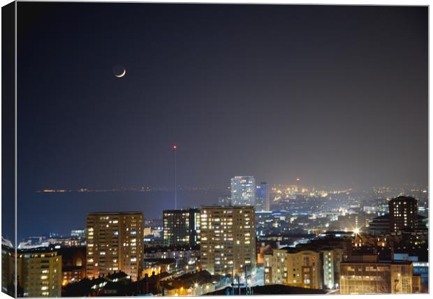 new moon over Brighton  calm and relaxing  Canvas Print by kevin long