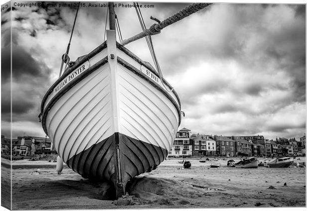  Boat at St Ives Harbour Canvas Print by simon pither