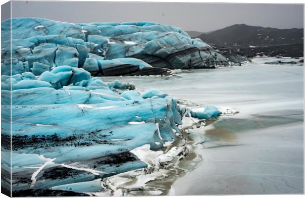 Icelandic Views - Svínafellsjökull glacier  Canvas Print by Gail Johnson