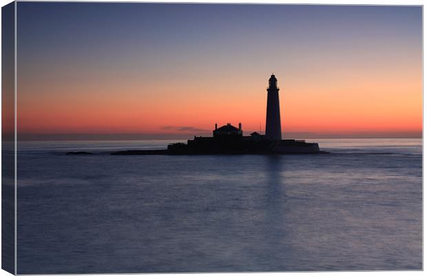 St Mary's Lighthouse Canvas Print by Gail Johnson