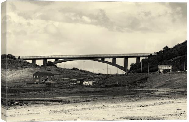 Scammonden Bridge M62 West Yorkshire Canvas Print by Glen Allen