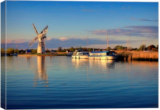  Evening on the River Thurne Canvas Print by Broadland Photography