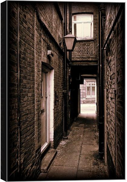  Great Yarmouth Row Canvas Print by Broadland Photography