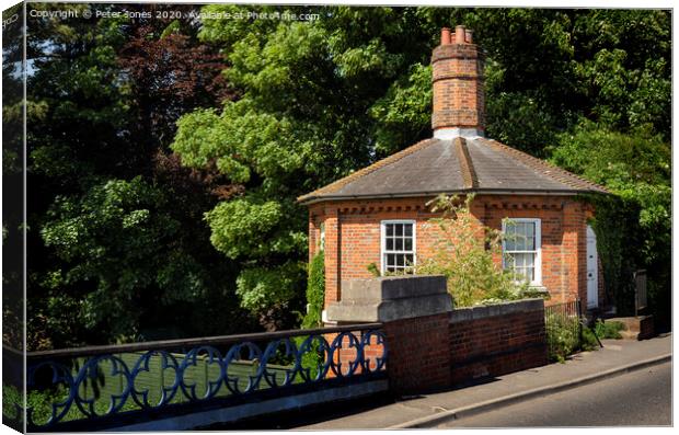 Cookham Bridge Toll House Canvas Print by Peter Jones