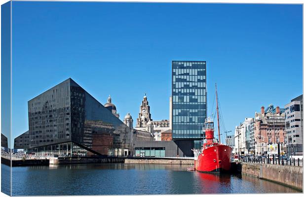 View of Liverpool's historic waterfront Canvas Print by ken biggs