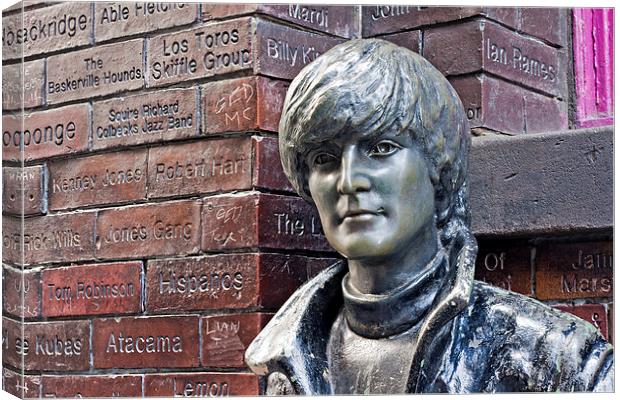 Statue of John Lennon Canvas Print by ken biggs