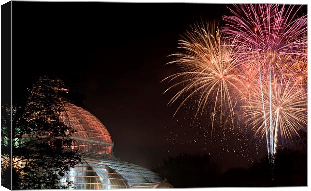 Fireworks light up Sefton Park Palm House, Liverpo Canvas Print by ken biggs