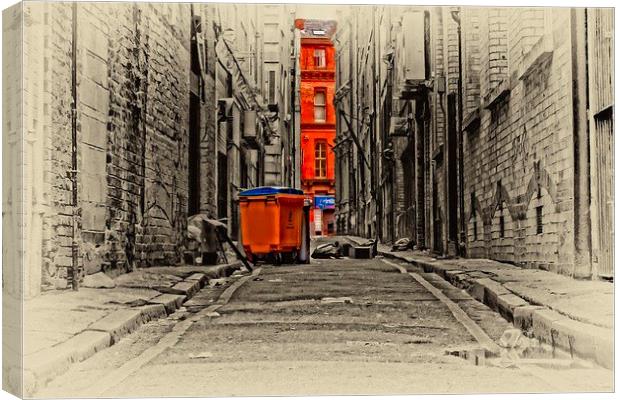 inner city back alleyway  Canvas Print by ken biggs