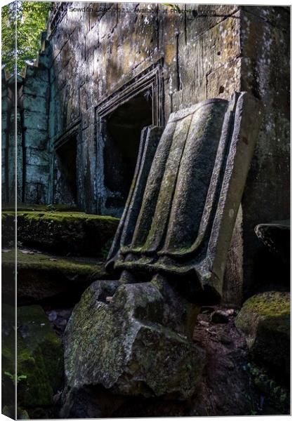 Preah Khan temple Close up, Cambodia Canvas Print by Jo Sowden
