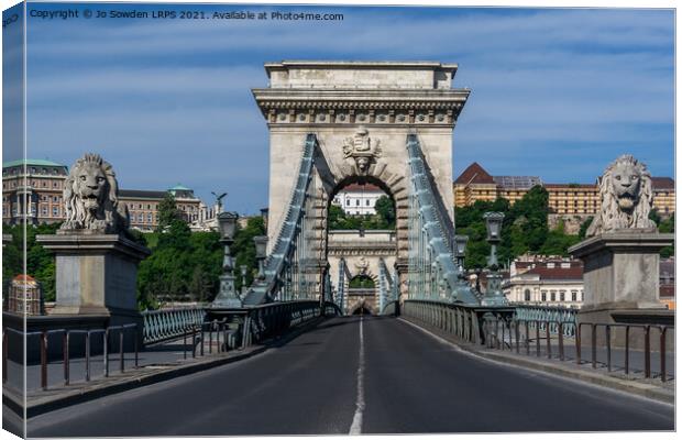 Chain Bridge, Budapest Canvas Print by Jo Sowden