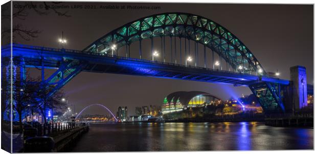Newcastle view at Night Canvas Print by Jo Sowden