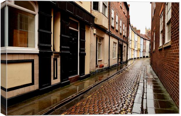   High Street, Hull Canvas Print by Dave Leason