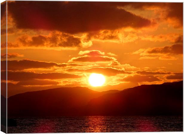  Loch Assynt Sunset Canvas Print by Bun Dealbh