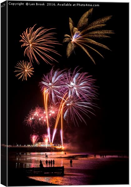 Worthing Beach Fireworks November 2016 Canvas Print by Len Brook