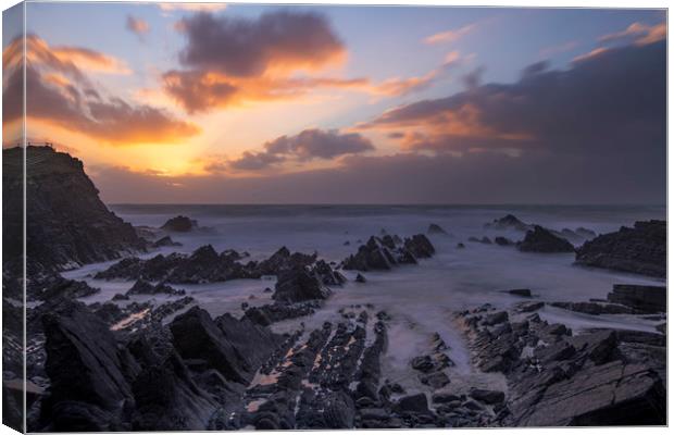 Hartland Quay Canvas Print by Sandra Kepkowska