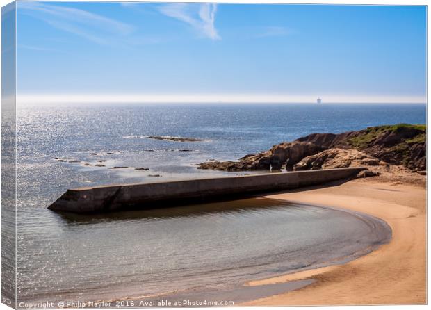 Calm at Cullercoats Bay......... Canvas Print by Naylor's Photography