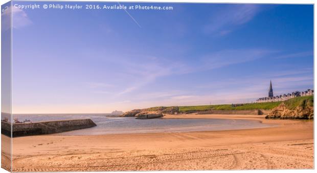 Cullercoats Beach in all it's Beauty.......... Canvas Print by Naylor's Photography