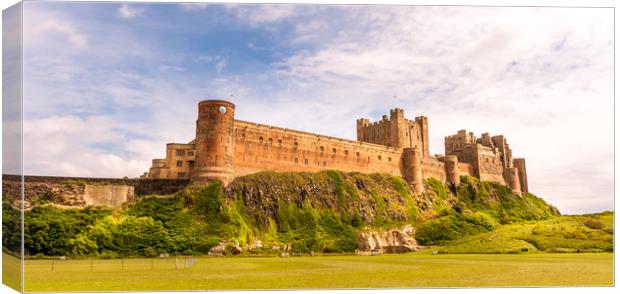 The Majestic Bamburg Castle........... Canvas Print by Naylor's Photography